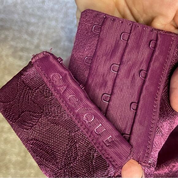 Purple Cacique lightly Lined No Wire 38F - Picture 5 of 7